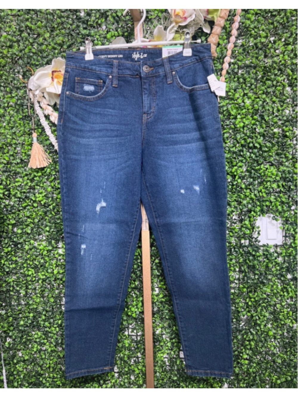 Style and Co. Curvy Skinny Mid Rise Slimming Fit Pockets Demin Jeans size 8P